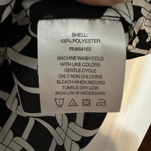 Calvin Klein Link Pattern Blouse - Picture 14 of 14